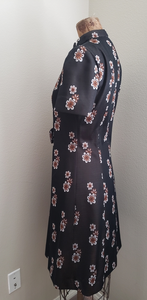 Vintage Dress Rare Find 😍 - Picture 4 of 11